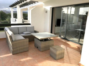 2 bedrooms appartement with sea view shared pool and furnished garden at Malaga 2 km away from the beach, San Luis De Sabinillas
